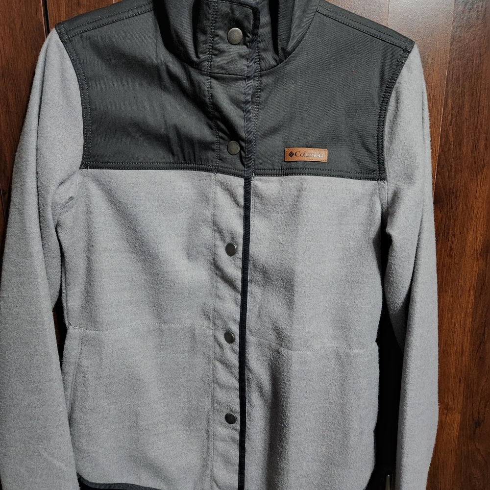 Womens Medium Columbia Jacket